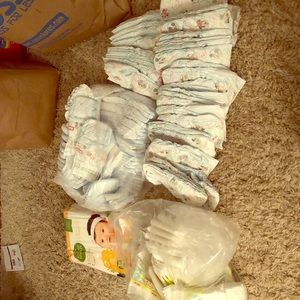 Diapers lot size 2